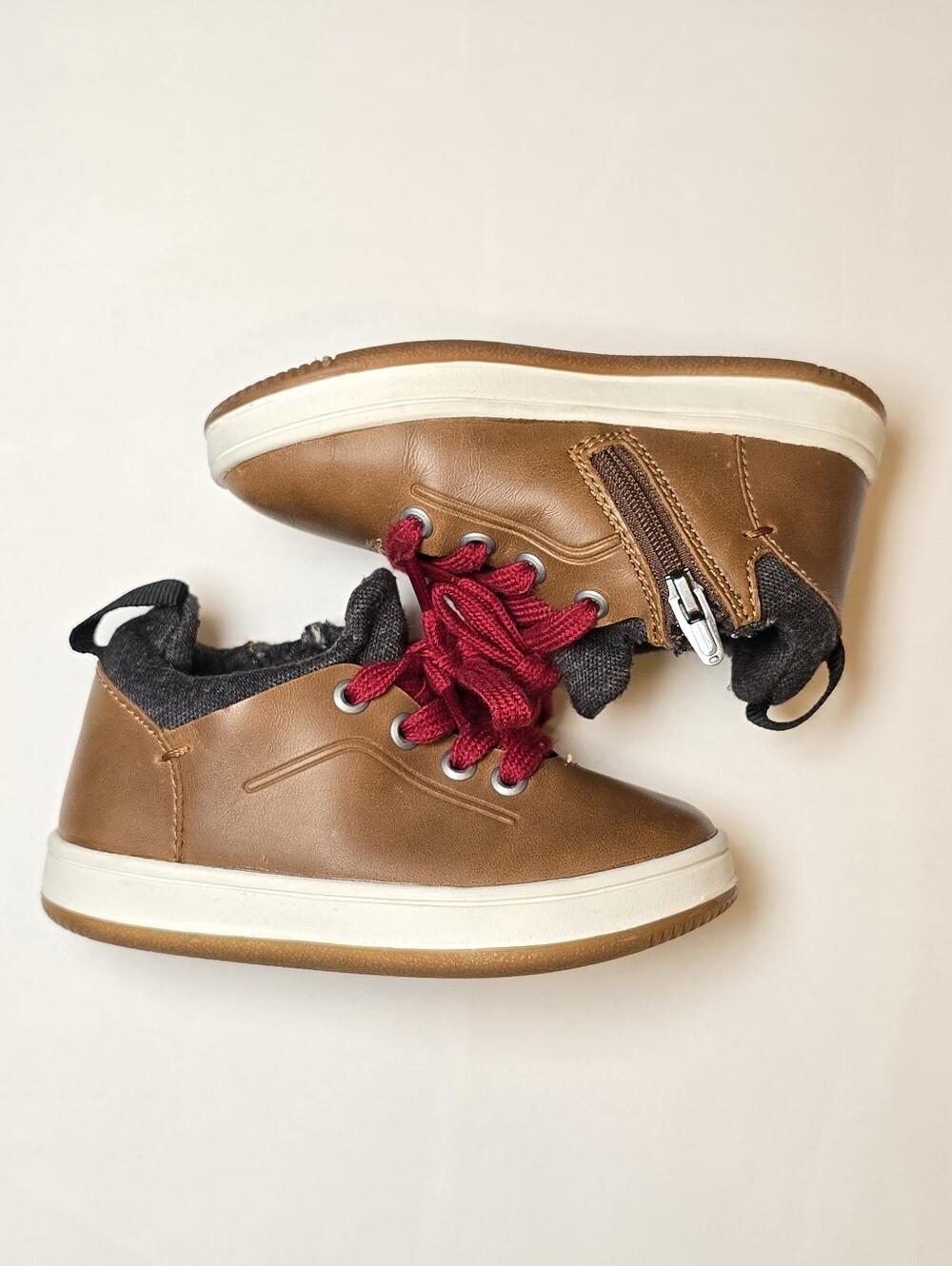 Kids Brown Leather-Look High-Top Sneakers with Red Laces